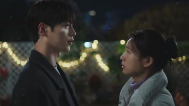 Poster episodio Un amor distinto al tuyo 1x4
