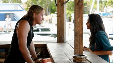 Poster episodio Apples Never Fall 1x2