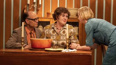 Poster episodio Julia 1x2