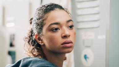 Poster episodio Privilegios 1x1