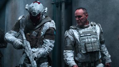 Poster episodio Snowpiercer 4x6