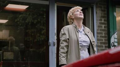 Poster episodio Contra la ley 1x1