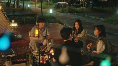 Poster episodio Urgencias Existenciales 1x12