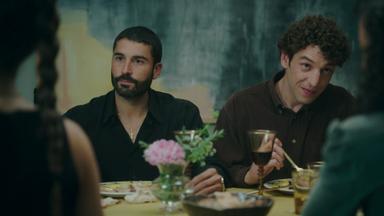 Poster episodio Sagrada familia 1x2