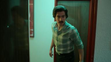 Poster episodio Tengo que morir todas las noches 1x8