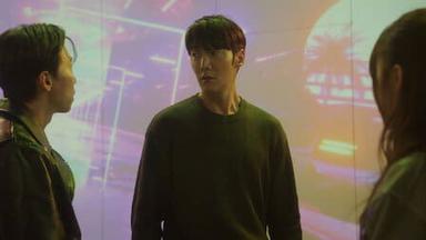 Poster episodio Ella de día, otra de noche 1x5