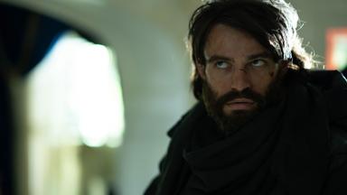 Poster episodio Paradise 2x1