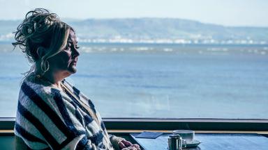 Poster episodio Blue Lights 1x6