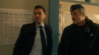 Poster episodio Saint-Pierre 2x11