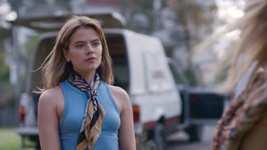 Poster episodio Barracuda Queens 1x2