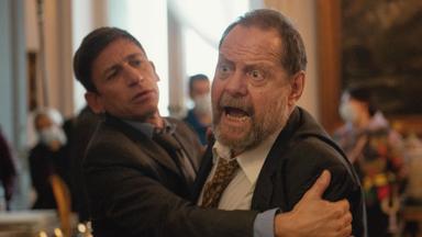 Poster episodio Diciembre 2001 1x4