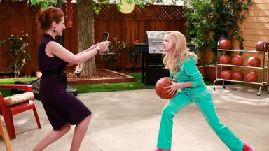 Poster episodio Liv y Maddie 2x6