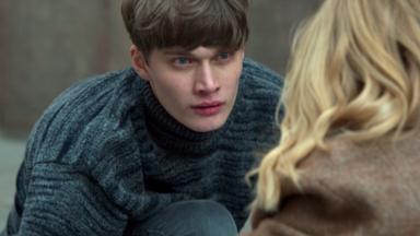 Poster episodio Amor y anarquía 1x2