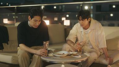 Poster episodio Urgencias Existenciales 1x9