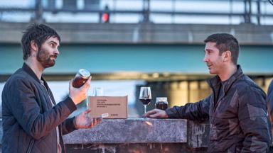 Poster episodio Feed the Beast 1x4