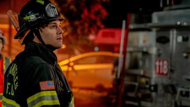 Poster episodio 9-1-1 3x18