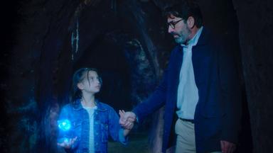 Poster episodio Los protegidos: A.D.N. 1x1