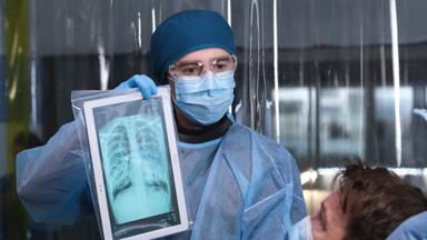 Poster episodio The Good Doctor 4x1