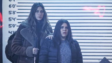 Poster episodio In the Dark 1x11