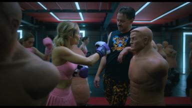 Poster episodio Serpientes y Escaleras 1x3