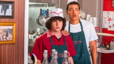 Poster episodio Young Rock 1x2