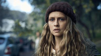 Poster episodio The Clearing 1x1