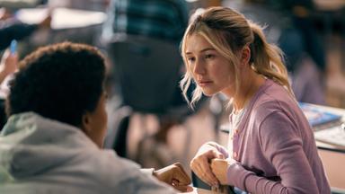 Poster episodio Refugio de Harlan Coben 1x3