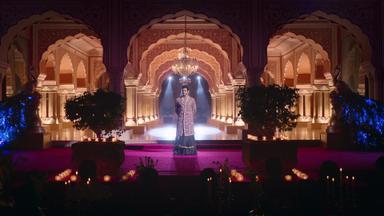 Poster episodio La Realeza 1x8