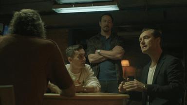 Poster episodio Black Rabbit 1x2