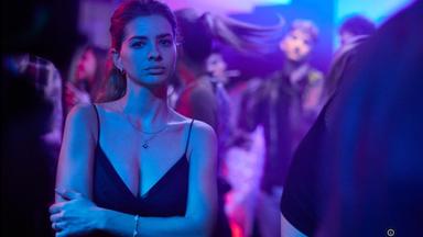 Poster episodio Camaleón: El pasado no cambia 1x2