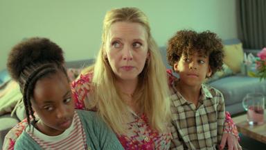 Poster episodio Gallitos 1x5