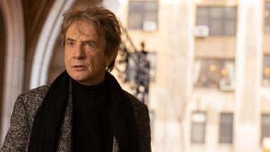 Poster episodio Solo Asesinatos en el Edificio 1x8