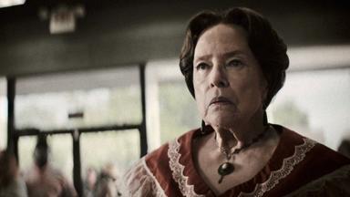 Poster episodio American Horror Story 13x8