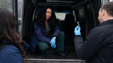 Poster episodio Boston Blue 1x15