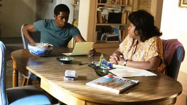 Poster episodio Snowfall 3x2