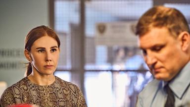 Poster episodio The Flight Attendant 1x5