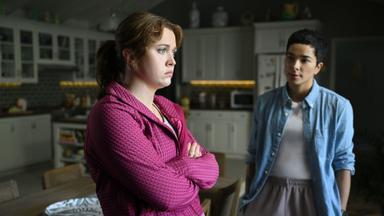 Poster episodio Apples Never Fall 1x4