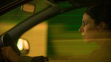 Poster episodio Cuando nadie nos ve 1x8