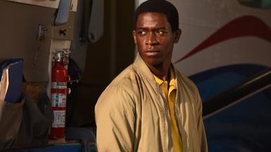 Poster episodio Snowfall 2x2