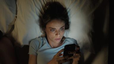 Poster episodio Valiendo Madres 1x1