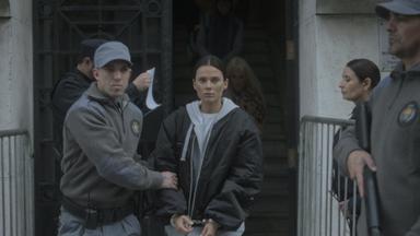 Poster episodio En el barro 1x1