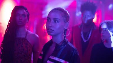 Poster episodio Al otro lado del puente 1x6