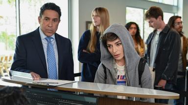 Poster episodio The Paper 2x10