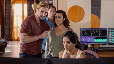 Poster episodio NCIS: Tony & Ziva 1x6