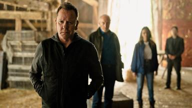 Poster episodio Rabbit Hole: Juego de mentiras 1x5