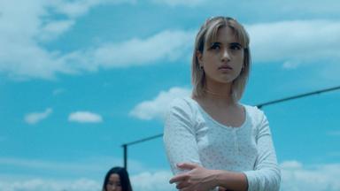 Poster episodio Vgly 1x13