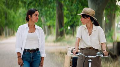 Poster episodio Entre tierras 2x7