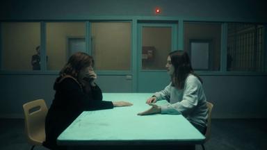 Poster episodio Amanda knox: una historia retorcida 1x3