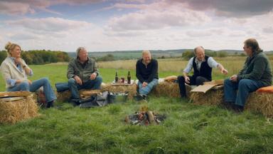 Poster episodio La Granja de Clarkson 5x8