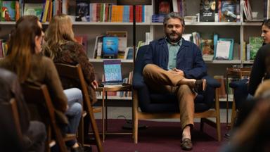 Poster episodio Soy tu fan. La fiesta continua 1x1